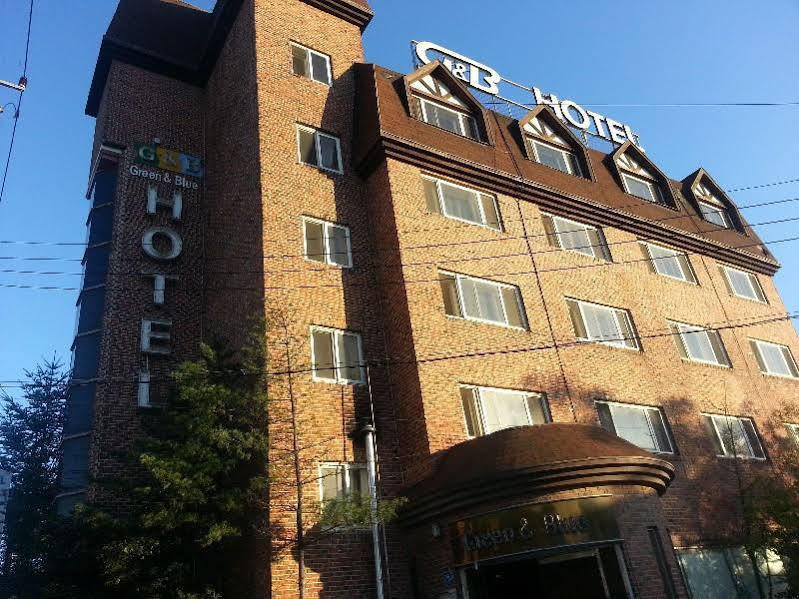 Green And Blue Hotel Pyeongchang Extérieur photo