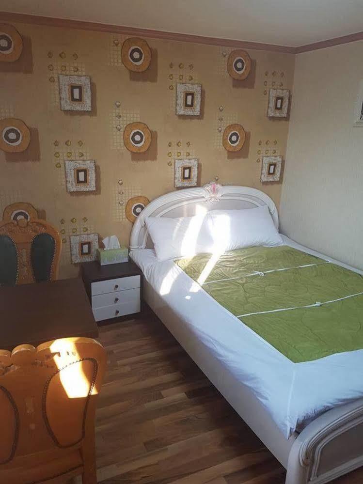 Green And Blue Hotel Pyeongchang Extérieur photo